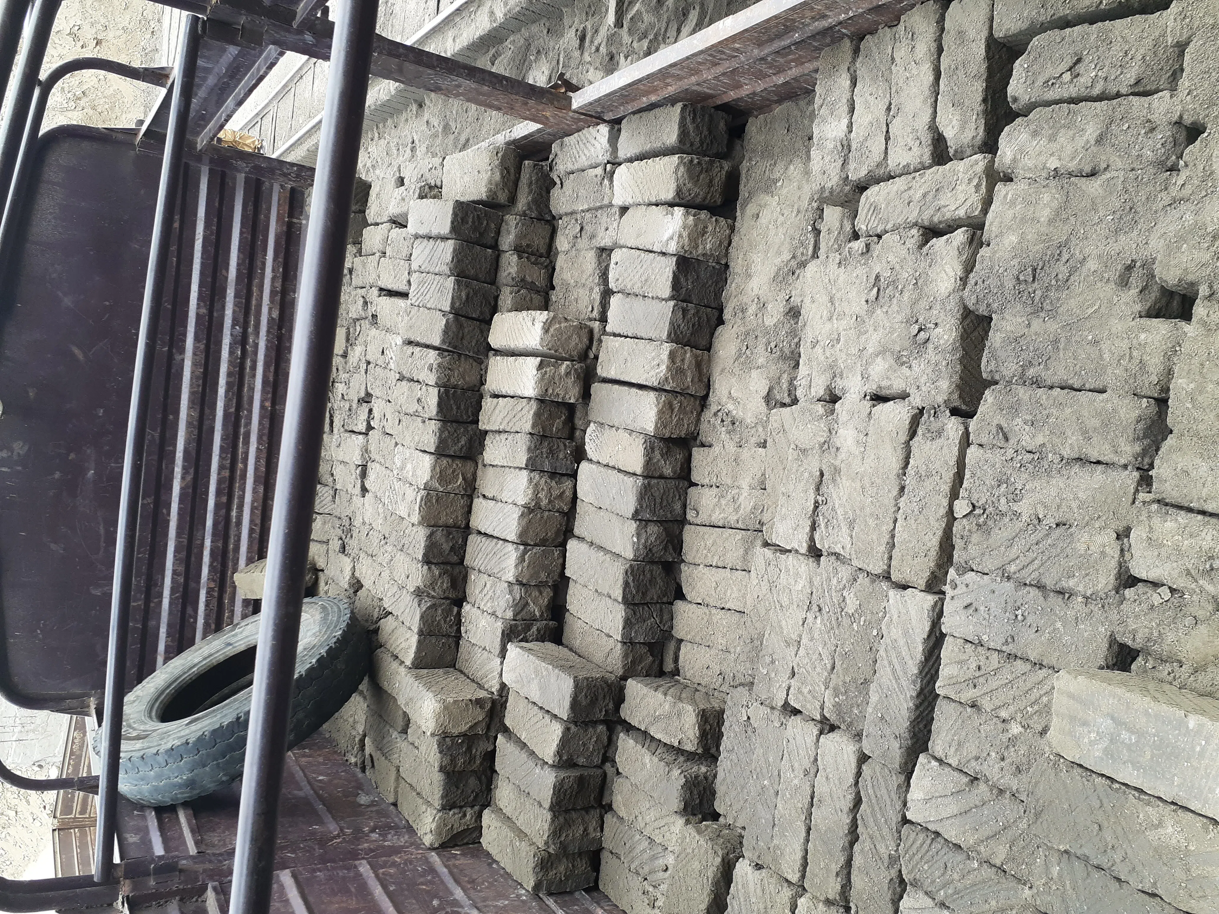 machine cut stones in roysambu