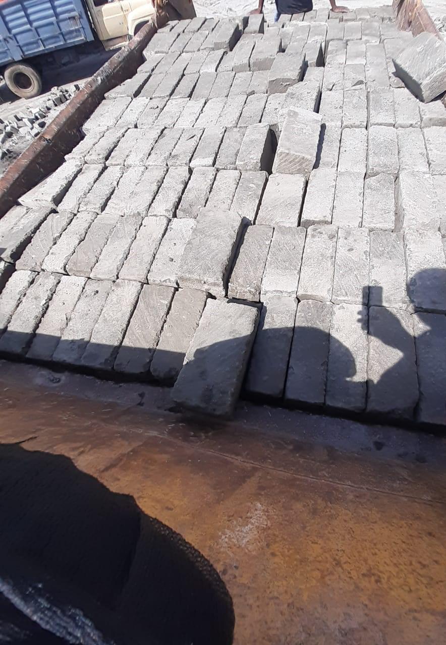 Construction stones to Runda